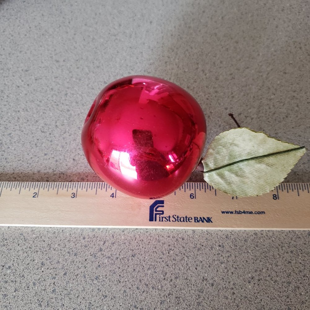 Vintage Large Apple Ornament Glass - Picture 7 of 10